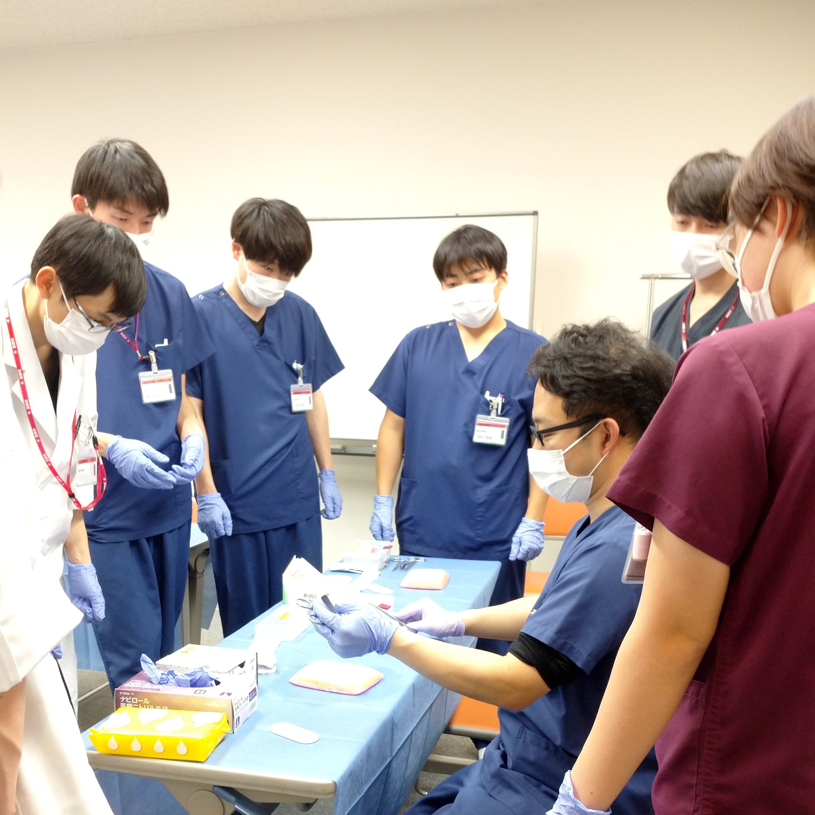 縫合研修の様子3