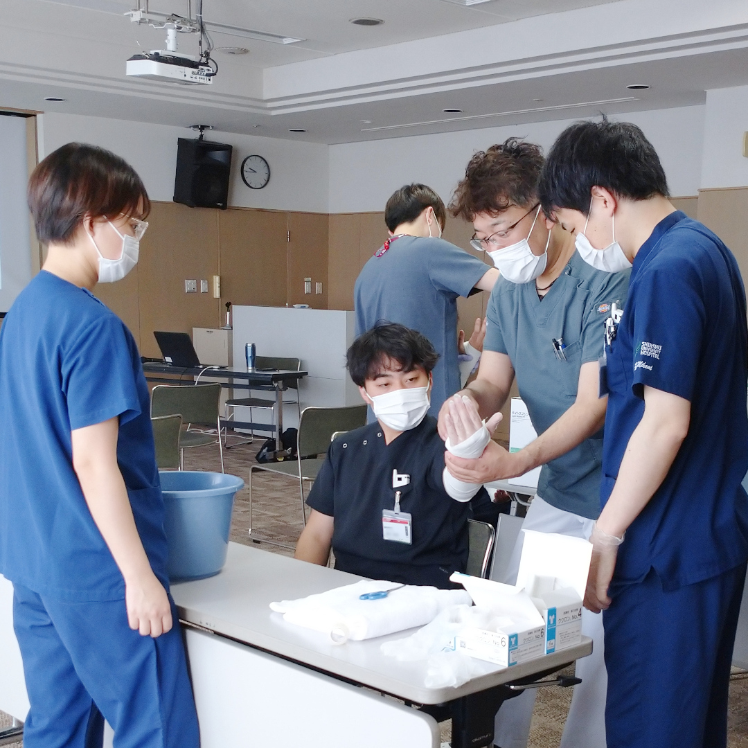 シーネ固定研修の様子5
