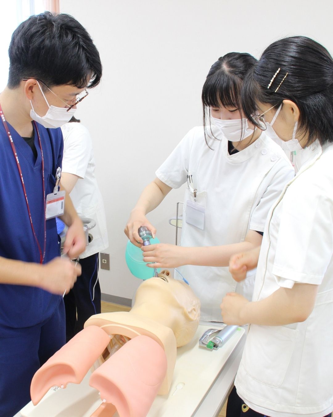 高校生医師体験の様子4