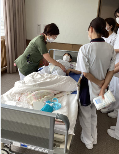 皮膚ケア研修の様子2