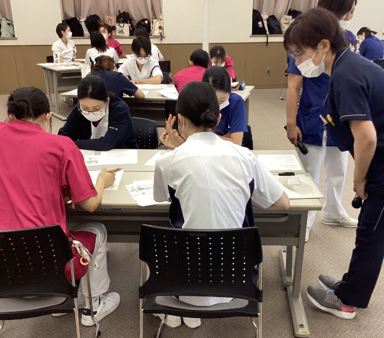 メンタルヘルス研修の様子1