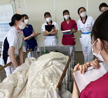 フィジカルアセスメントの様子3