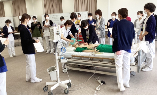 急変時の看護の様子3
