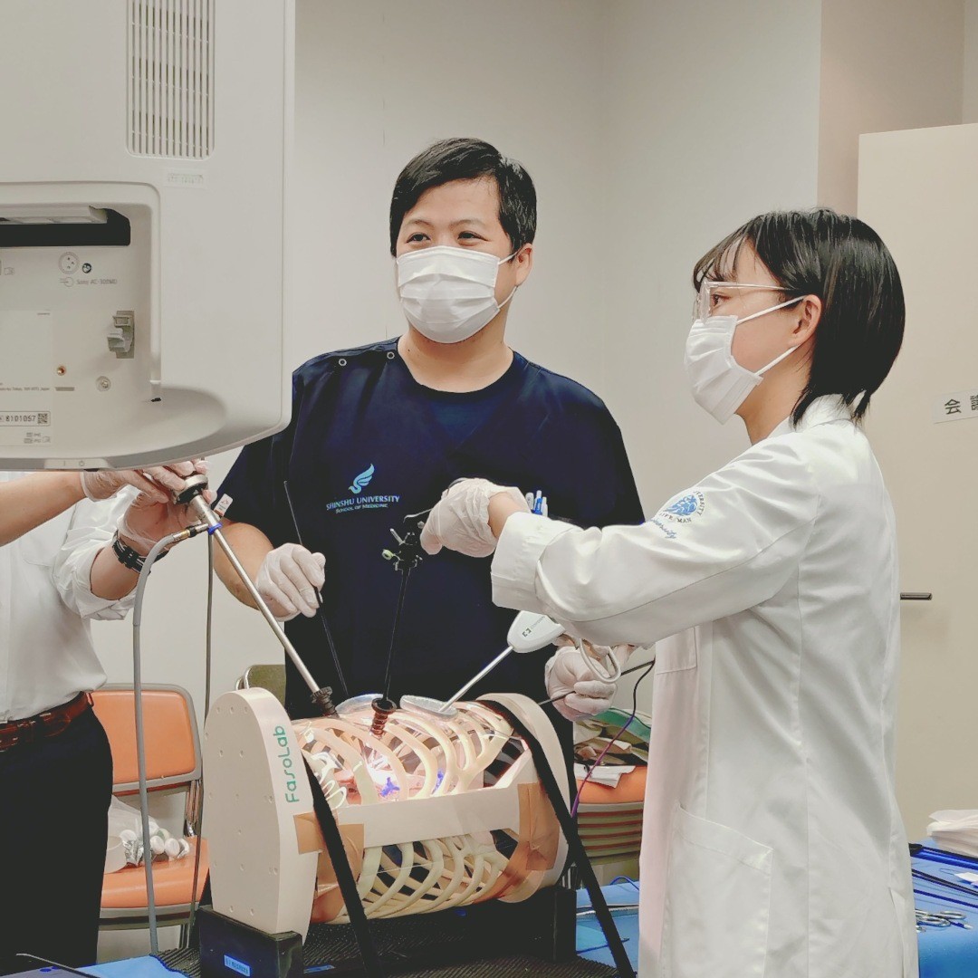 胸腔鏡下手術ハンズオン研修